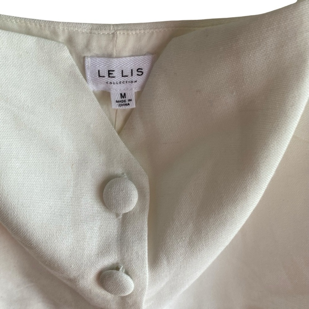 Le Lis Women’s Beige Button-Up Crop top Size M - Picture 2 of 6